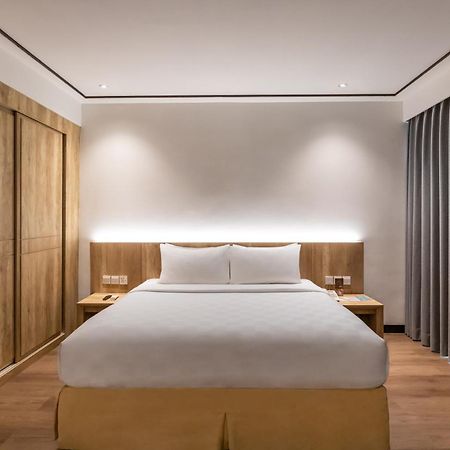 Swiss-Belinn Baloi Batam Nagoya Eksteriør bilde