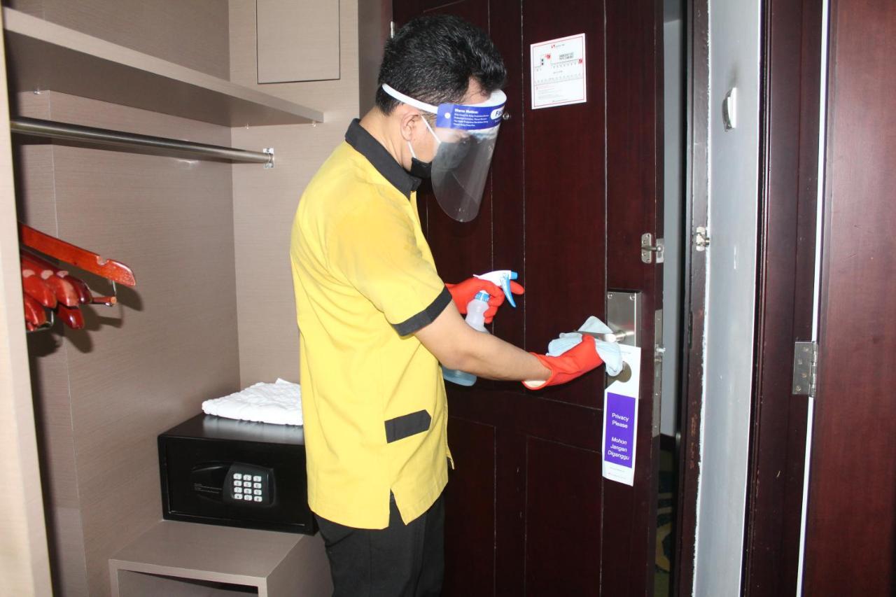 Swiss-Belinn Baloi Batam Nagoya Eksteriør bilde