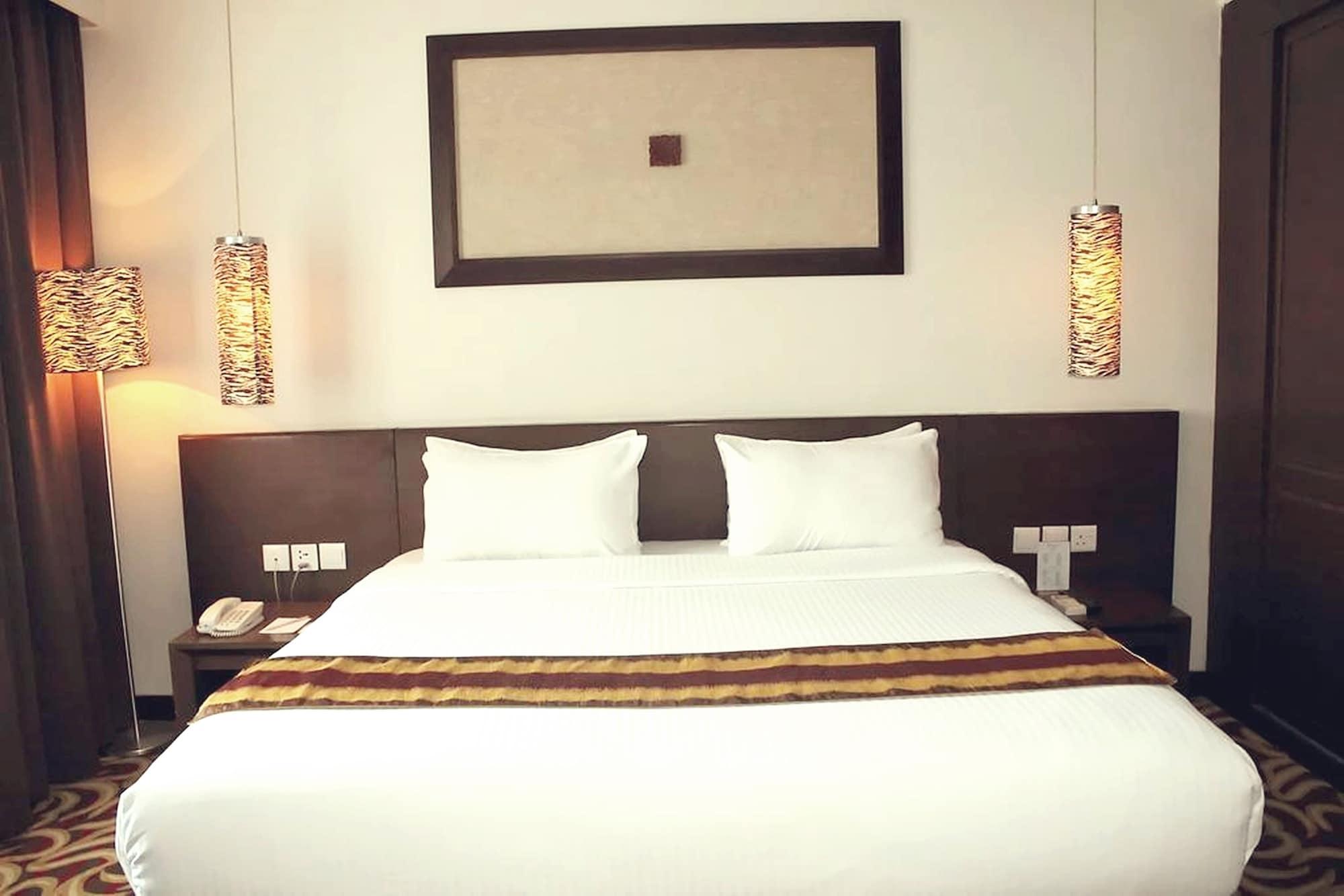 Swiss-Belinn Baloi Batam Nagoya Eksteriør bilde