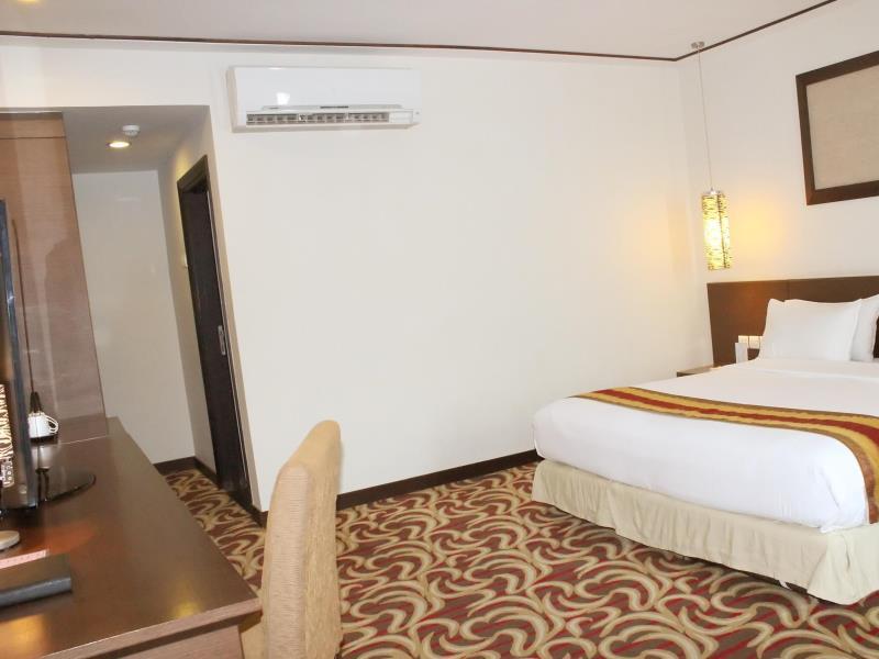 Swiss-Belinn Baloi Batam Nagoya Eksteriør bilde