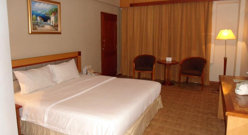 Swiss-Belinn Baloi Batam Nagoya Eksteriør bilde