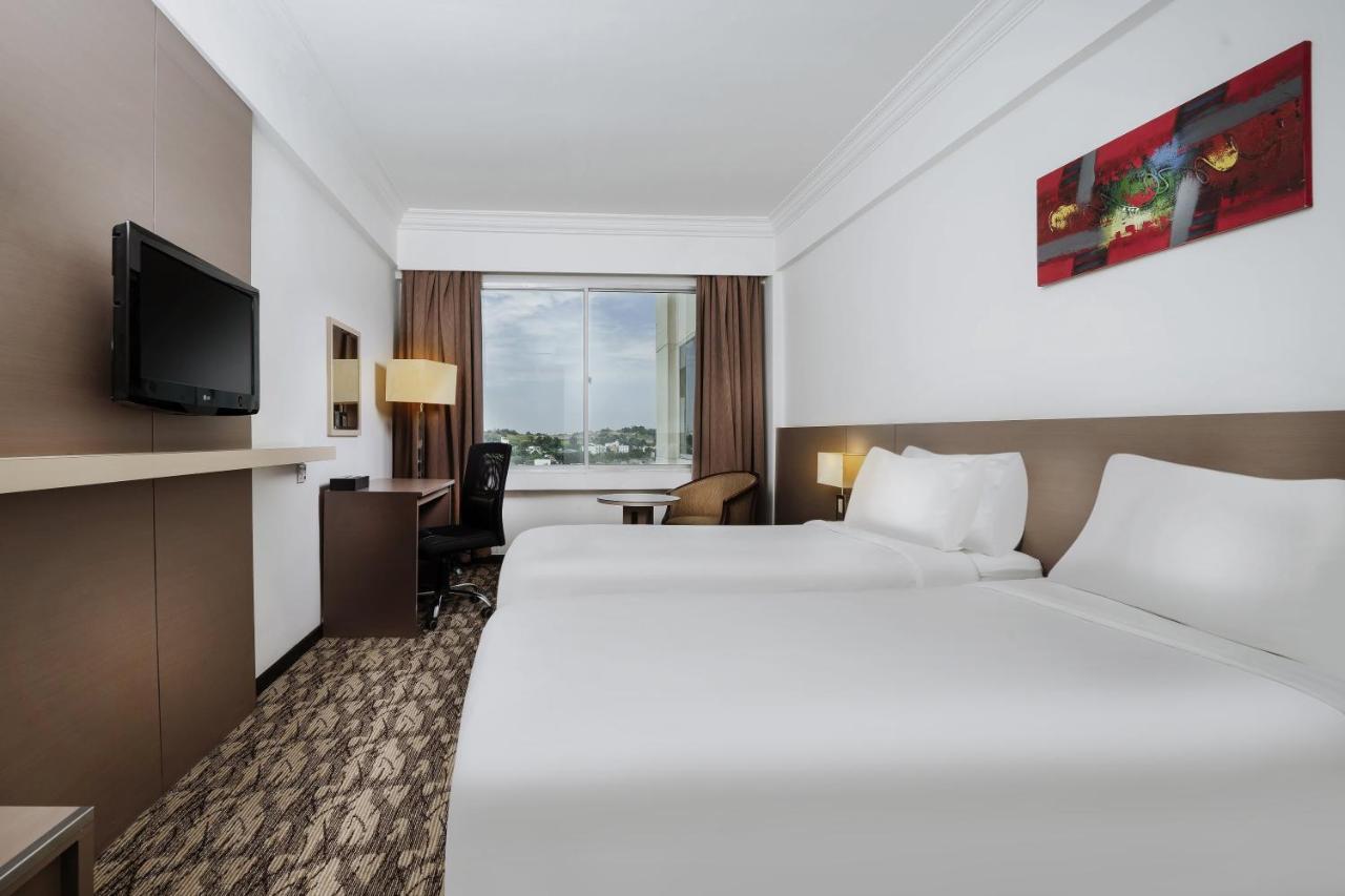 Swiss-Belinn Baloi Batam Nagoya Eksteriør bilde