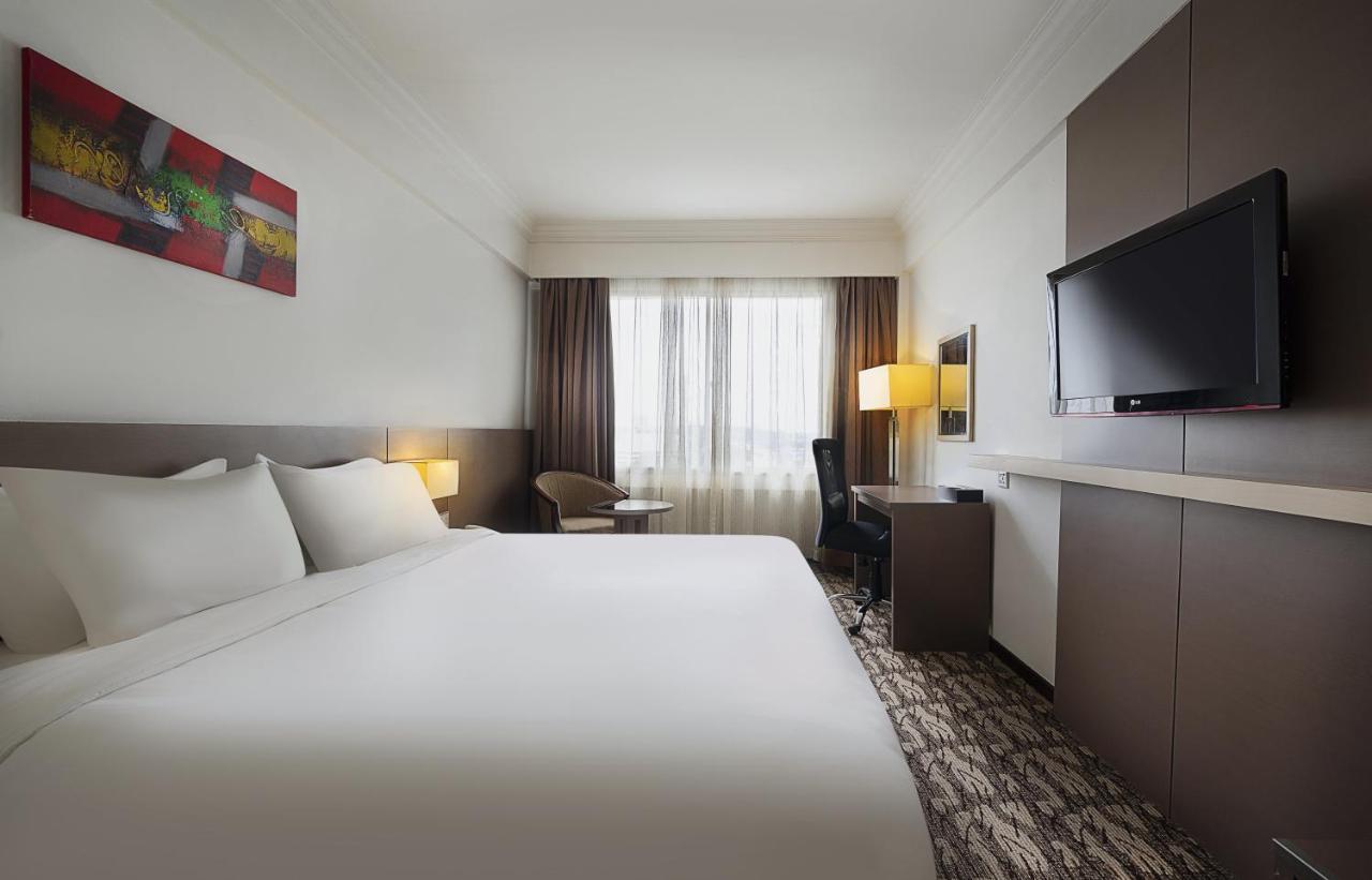 Swiss-Belinn Baloi Batam Nagoya Eksteriør bilde