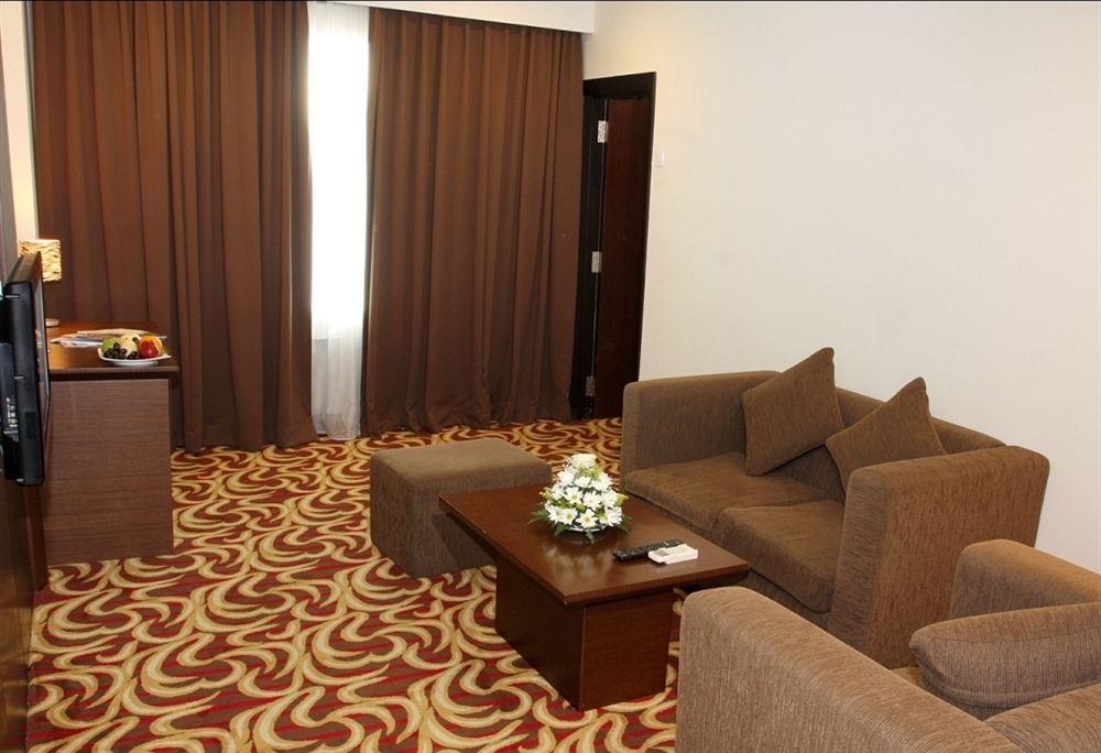 Swiss-Belinn Baloi Batam Nagoya Eksteriør bilde