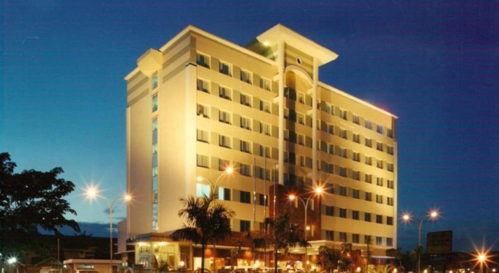 Swiss-Belinn Baloi Batam Nagoya Eksteriør bilde