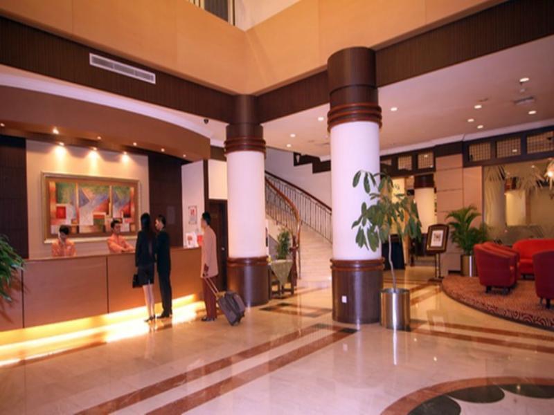 Swiss-Belinn Baloi Batam Nagoya Eksteriør bilde