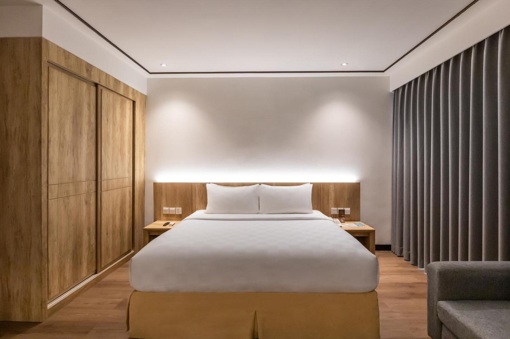 Swiss-Belinn Baloi Batam Nagoya Eksteriør bilde